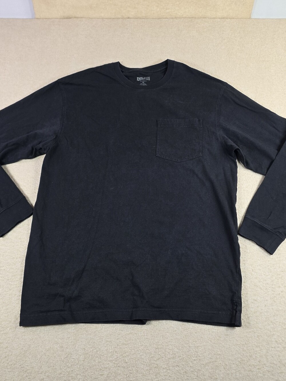 Duluth Trading Longtail T Shirt Mens M Black Pocket Long Sleeve Cotton